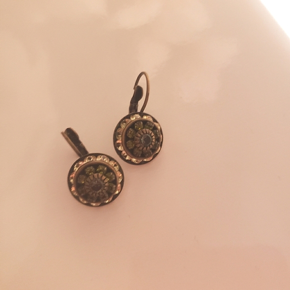 🌟Green rhinestone earrings🌟 - Picture 1 of 1